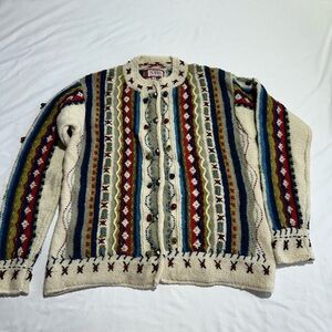 NEWARI

hand knit in Nepal Multicolor Striped Sweater